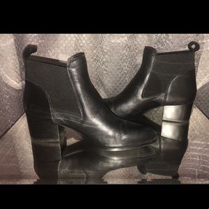 🏷 Black NINE WEST Leather Ankle Booties🛍